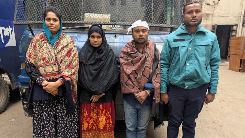 ‘পরকীয়ার বলি’ ছয় মাসের শিশু, প্রেমিকসহ মা গ্রেফতার